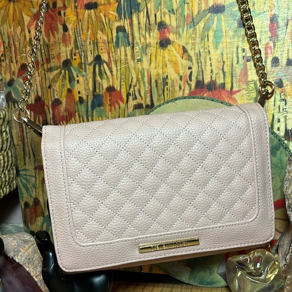 Steve Madden Shoulder Bag or Clutch w Pink Quilted Faux Leather Detachable Strap - Picture 3 of 17